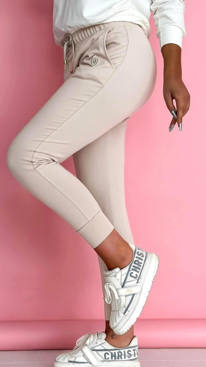 BEŻOWE SPODNIE DRESOWE LUISE.jpg