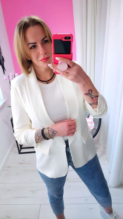 biała marynarka damska.jpg