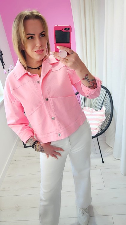 kurtka puder róż.jpg