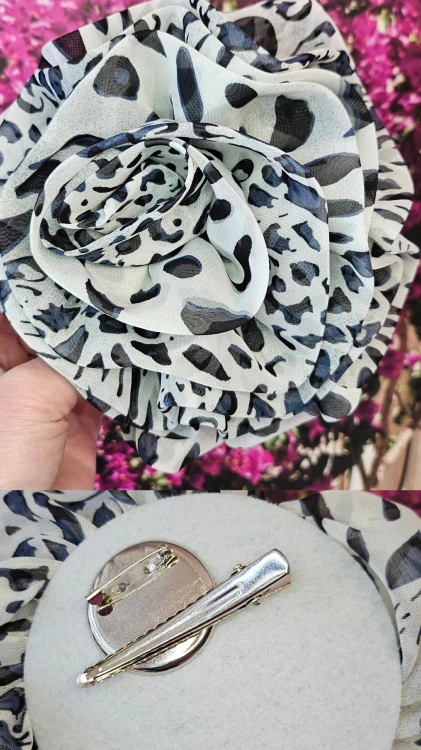 tiulowa broszka kwiat panterka.jpg