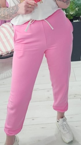 lenoshka-dresowe-spodnie-rozowe.webp