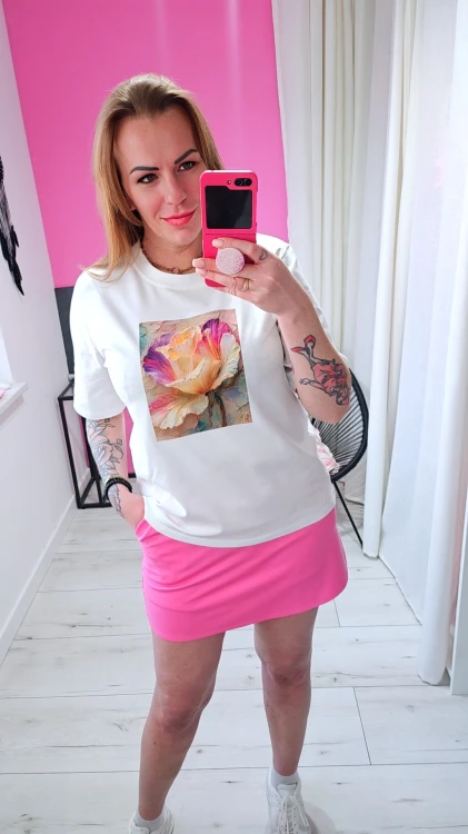 biały t-shirt kwiat bocca.jpg
