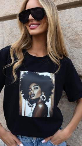 czarny t-shirt aplikacja kobiety bocca.jpg