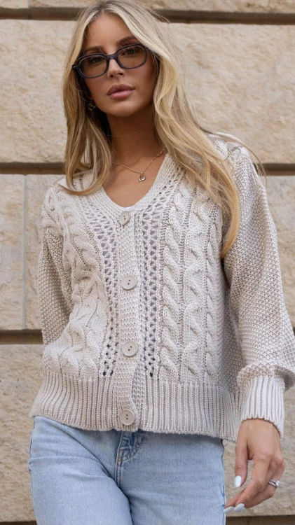 beżowy sweter kardigan bocca.jpg
