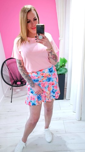 błękitna spódniczka kwiatki.jpg