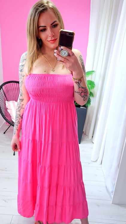różowa ssukienka maxi.jpg