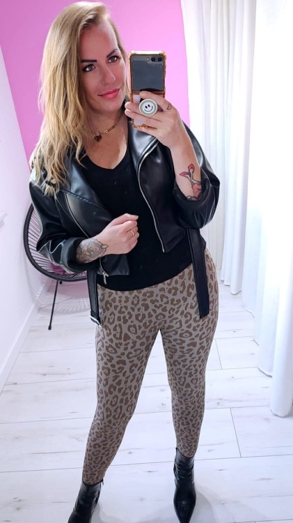 modelujące leginsy pantera czekolada.jpg